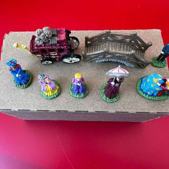 VTG LIBERTY FALL HAND PAINTED PEWTER FIGURINES - 8 PCS w/o BOX - Picture 4 of 4